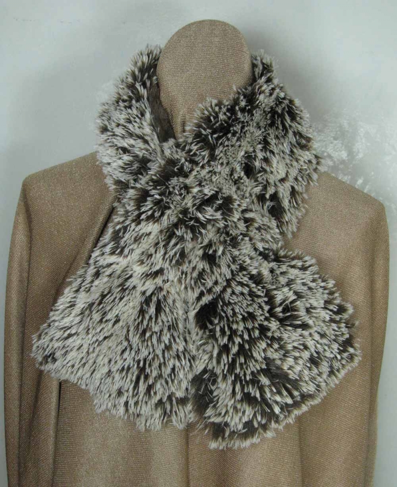 Pull Through Scarf in Brown Tipped Fur